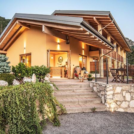 Agriturismo Al Maniero Тренто Экстерьер фото