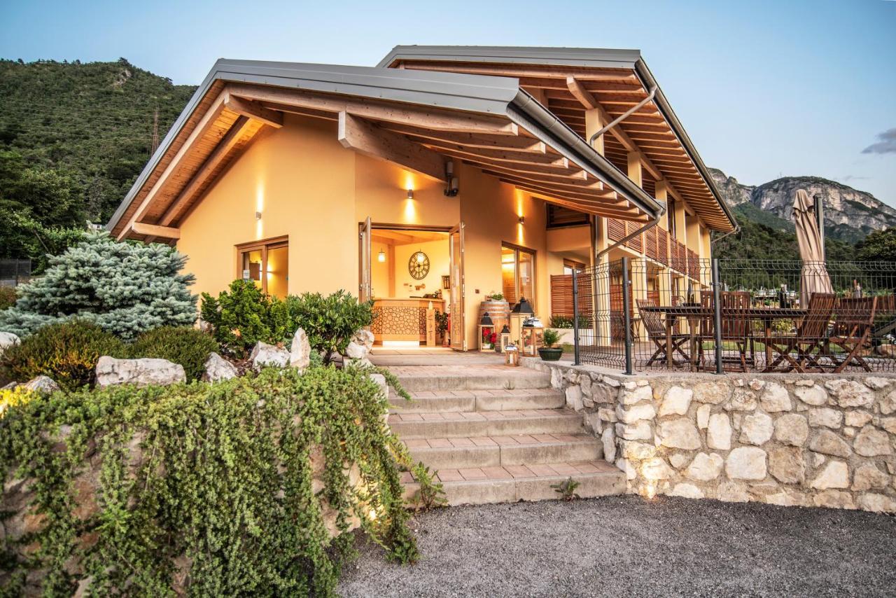 Agriturismo Al Maniero Тренто Экстерьер фото